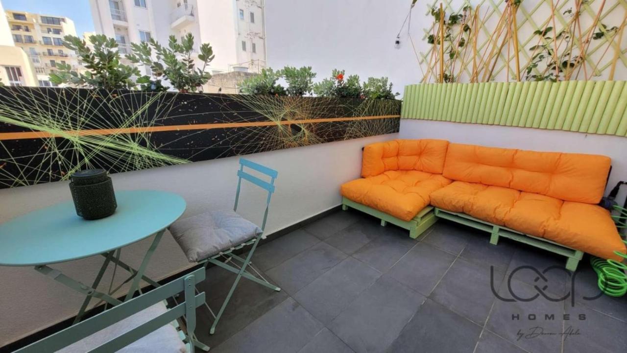 Modern - 50 M From Sea - Free Wi-Fi - Super Cool - Terrace - Fully Air-Conditioned 세인트폴스베이 외부 사진