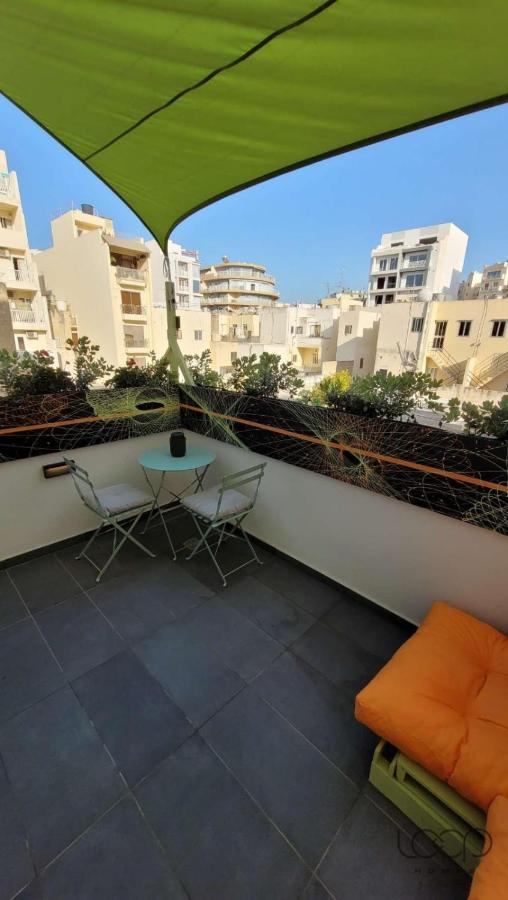 Modern - 50 M From Sea - Free Wi-Fi - Super Cool - Terrace - Fully Air-Conditioned 세인트폴스베이 외부 사진