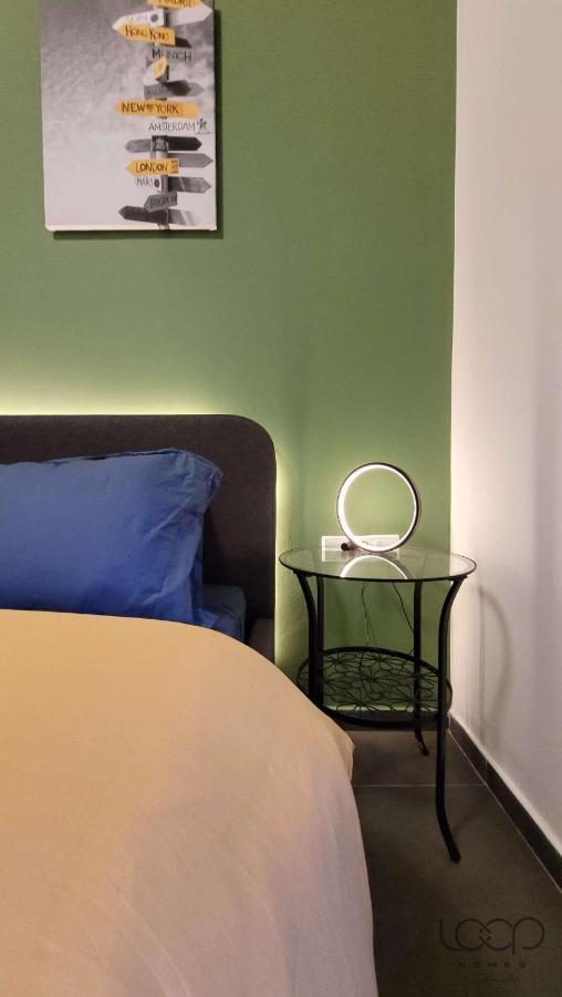 Modern - 50 M From Sea - Free Wi-Fi - Super Cool - Terrace - Fully Air-Conditioned 세인트폴스베이 외부 사진
